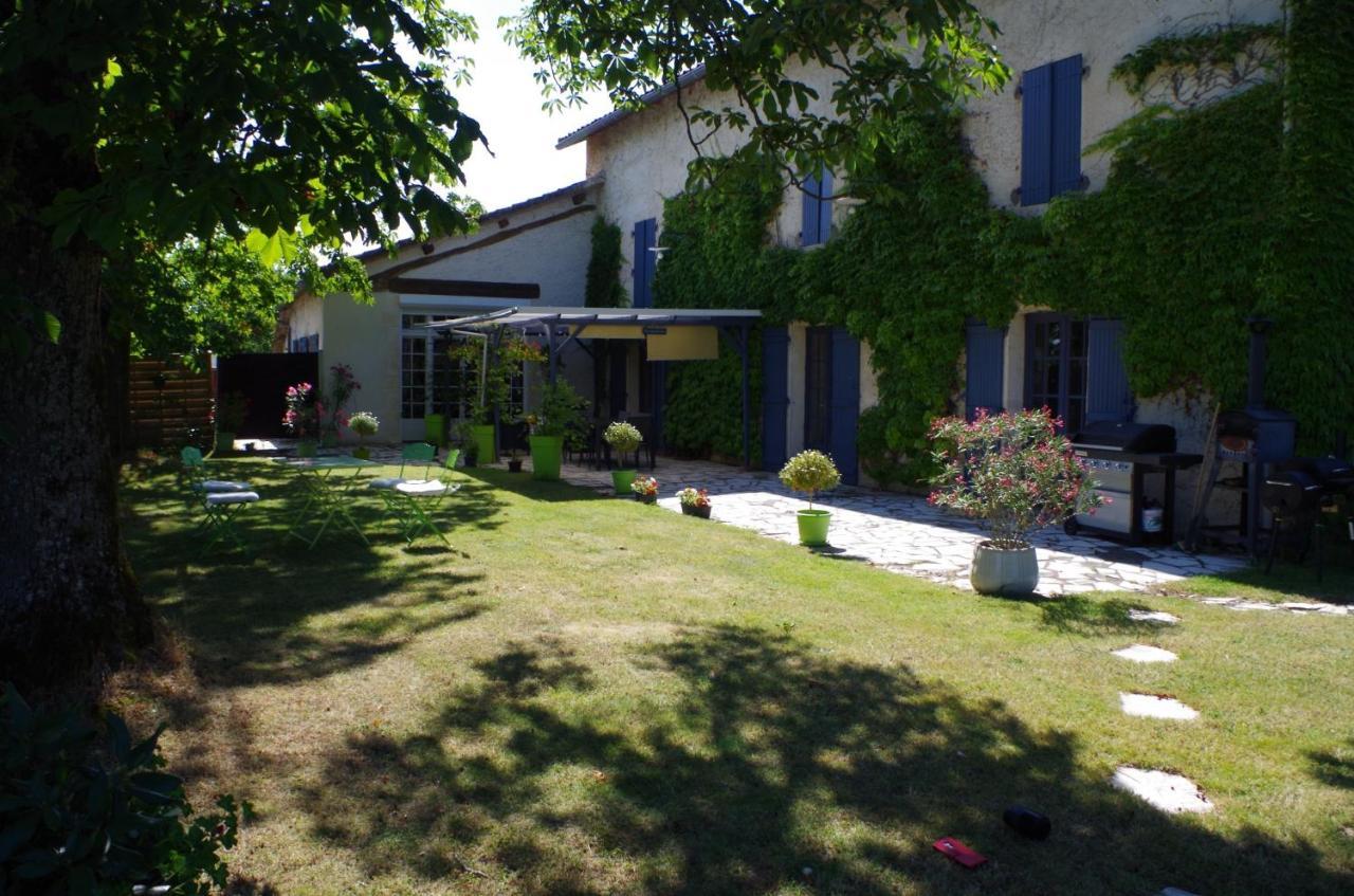 Chambres D'Hotes La Vigneronne Senouillac Exteriör bild