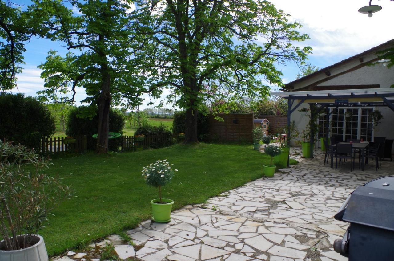 Chambres D'Hotes La Vigneronne Senouillac Exteriör bild